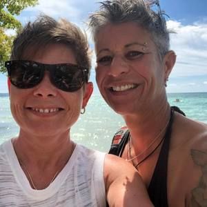 Meet your Posher, Sherri